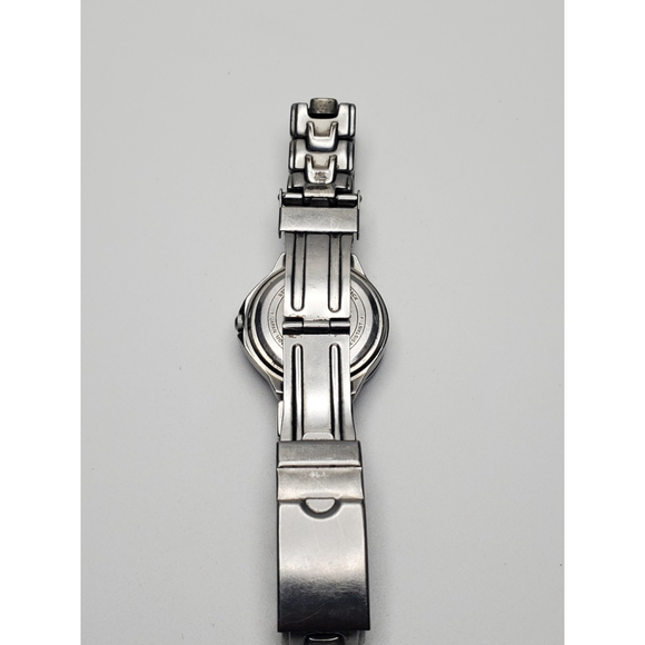 Womens Watch - Picture 8 of 11